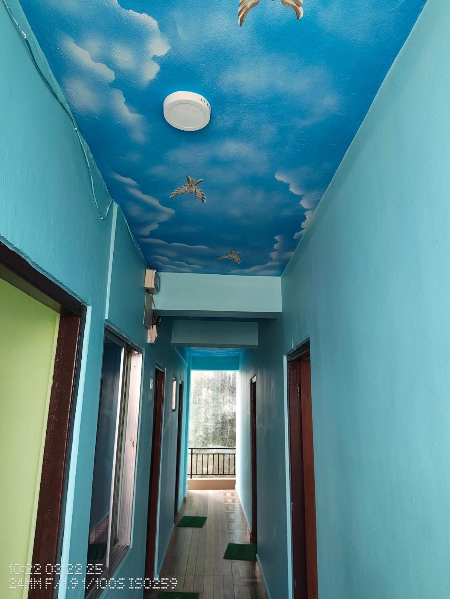 Harry Guest House&Restaurant Pokhara Extérieur photo