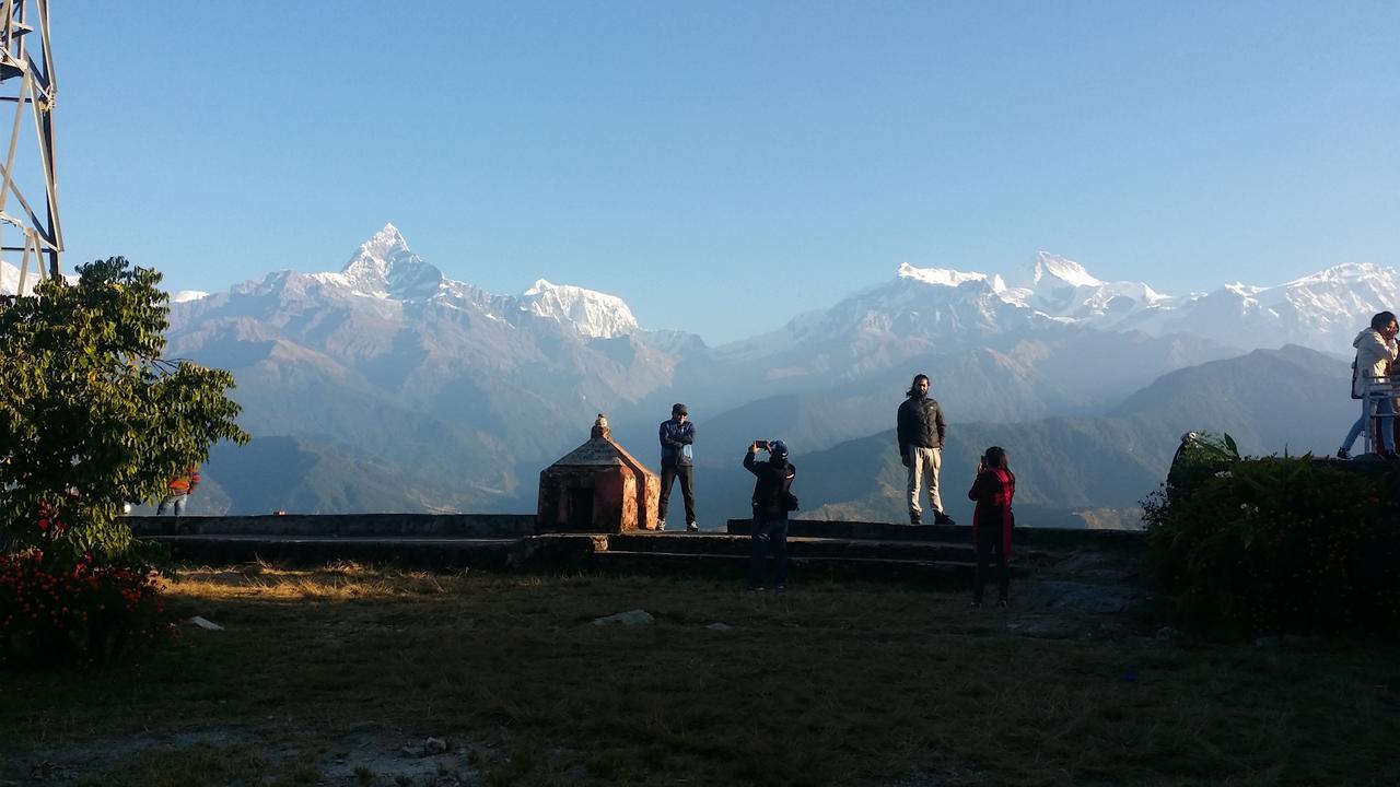 Harry Guest House&Restaurant Pokhara Extérieur photo